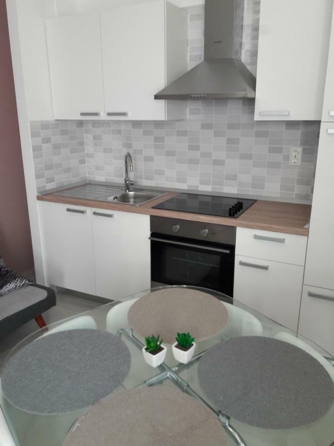 New Apartment Dany With Parking For Two สปลิท ภายนอก รูปภาพ
